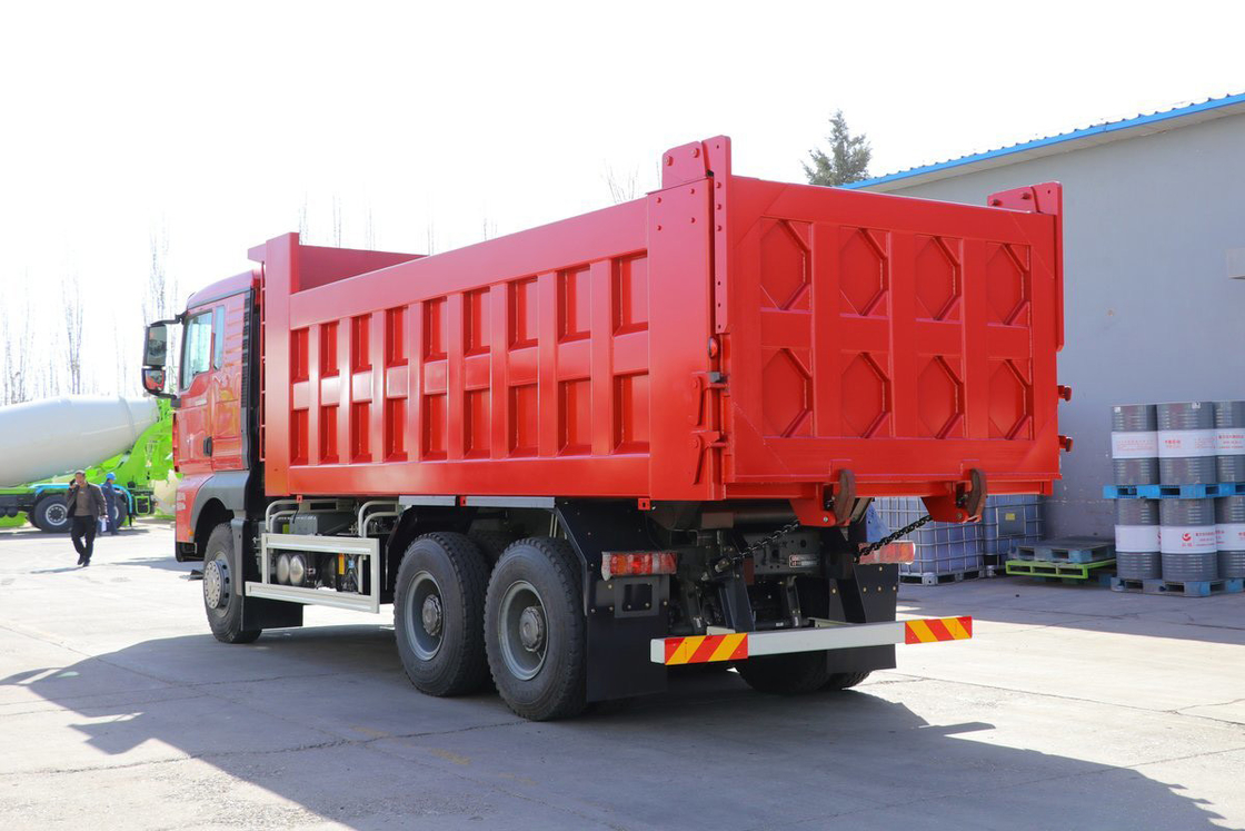 SITRAK G7 Müllwagen 12 Geschwindigkeiten 400 PS 6X4 5,8 m U-förmiger Müllcontainer Rotkörper Sinotruk