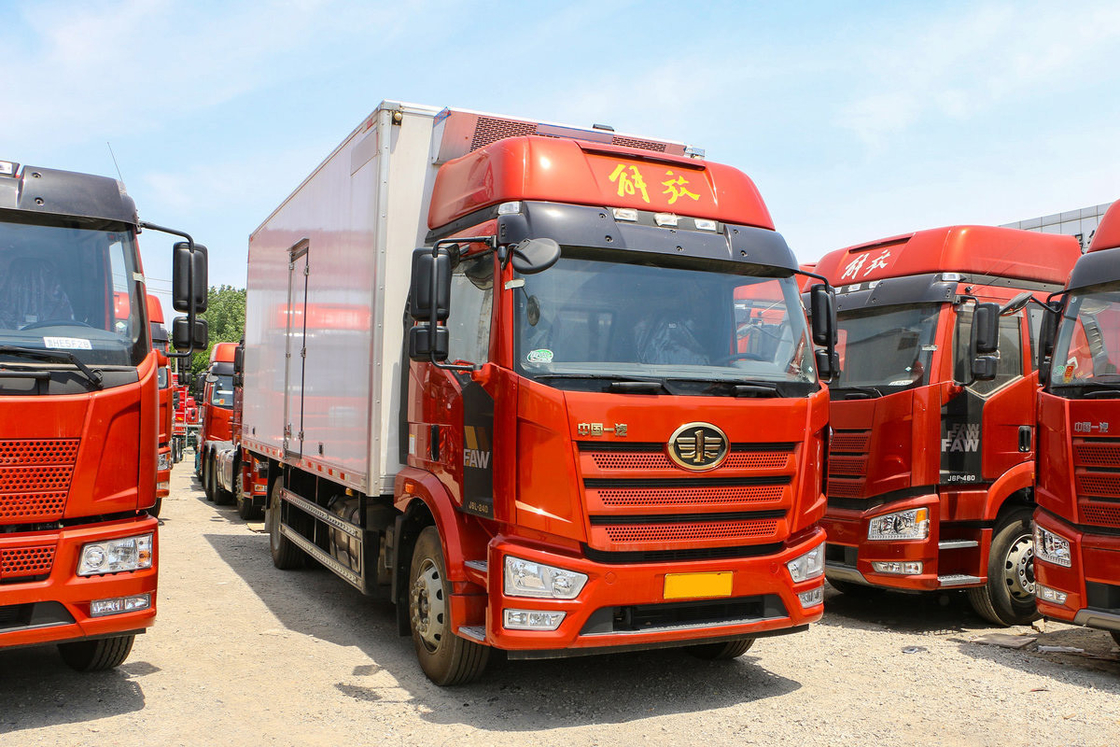 FAW Jiefang CA5180 J6L Kühlfahrzeug Diesel 240 PS 4X2 6m Ladekast Doppelseitertür und Einzelseitertür
