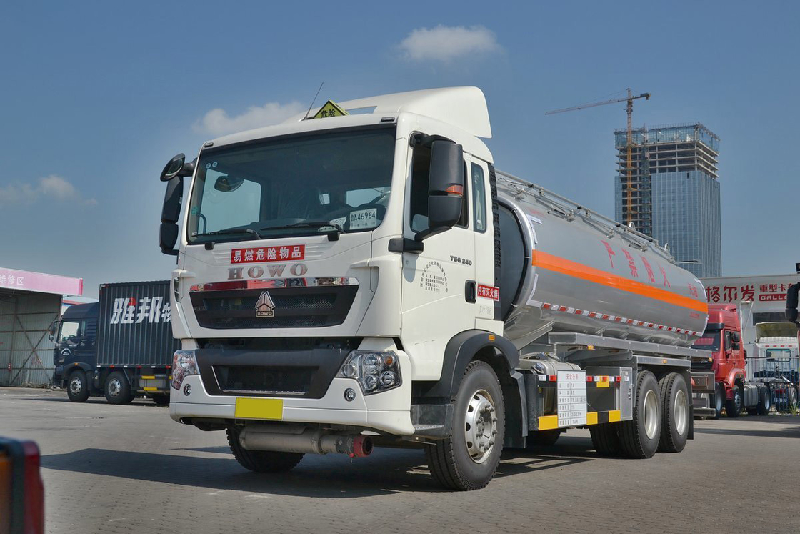 Sinotruk ZZ1257 T5G High Top Fairing Diesel 240 PS 14,5T 6X4 Treibstoffbehälter 20,25m3 HOWO Öl Tankwagen