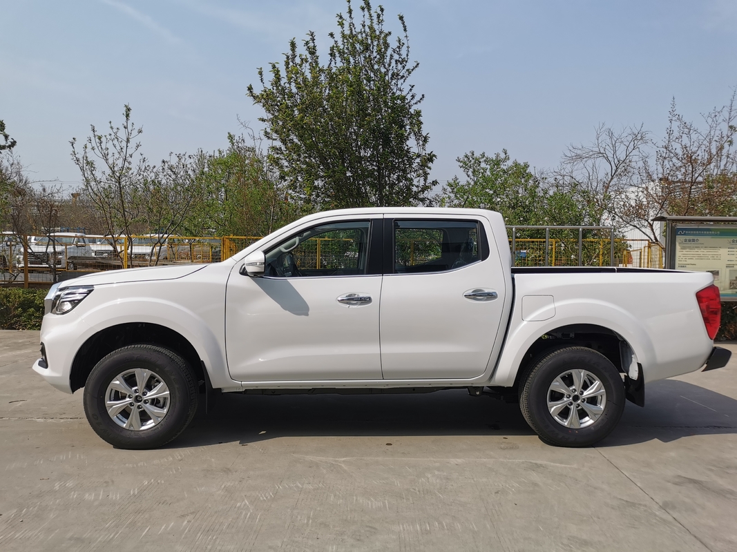 Pickup Truck Diesel 4x4 Dongfeng Nissan 2WD & 4WD Offroad Doppelkabine manuell und automatisch