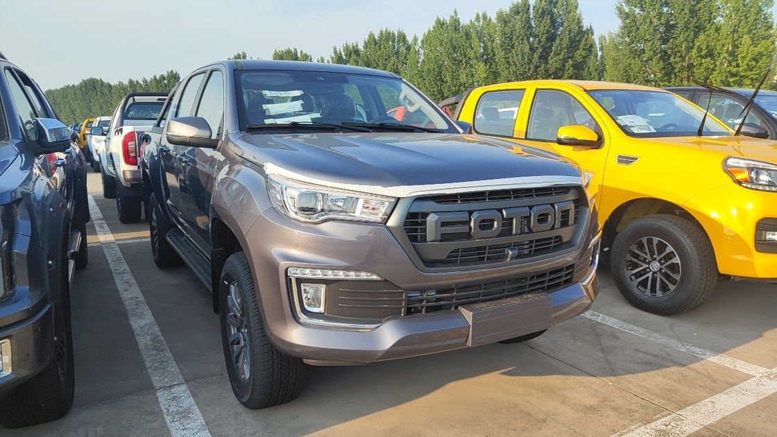 Neuer Pickup 4x4 Chinesische Marke Foton 6 Farben Links- und Rechteinsatz Dieselmotor Handbuch