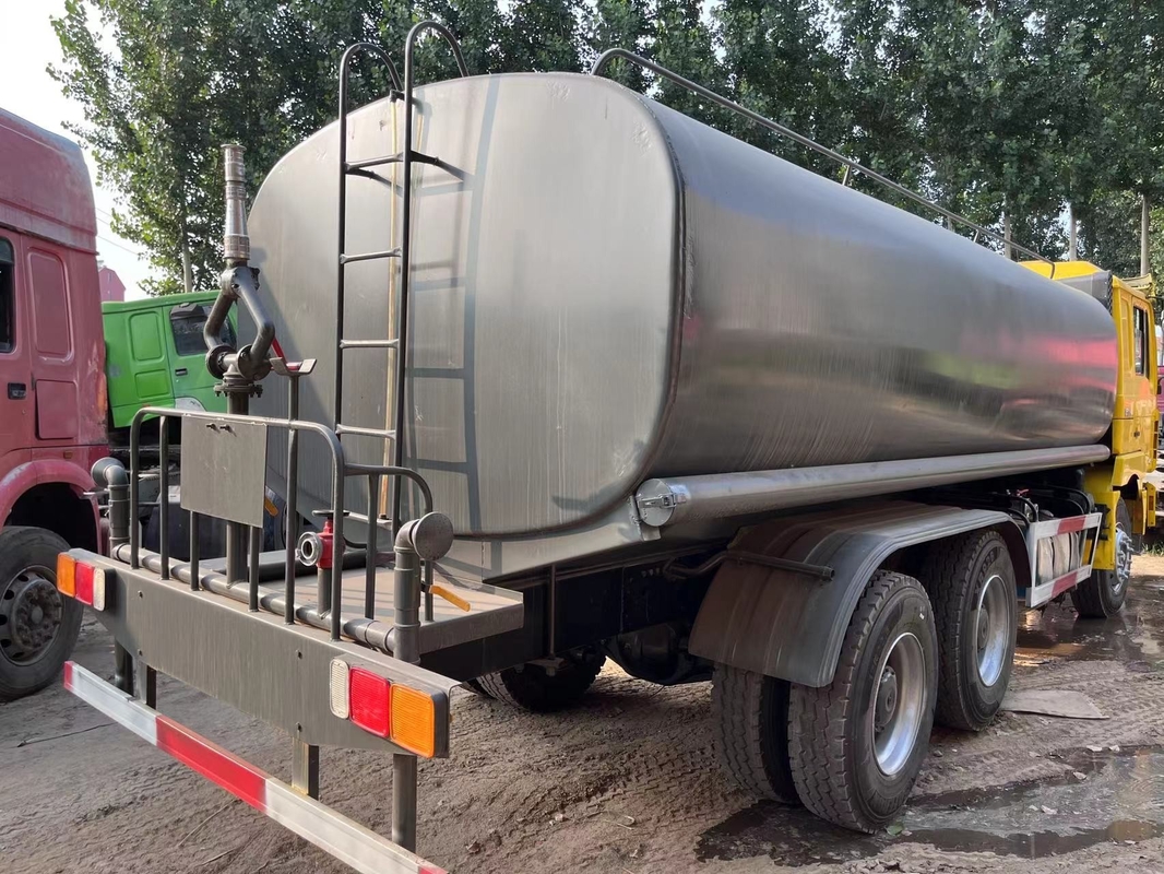 Gebrauchtes Wassertankschiff 20000 Liter Shacman F3000 Fahrwerk 6*4 Euro 3 Emission LHD & RHD