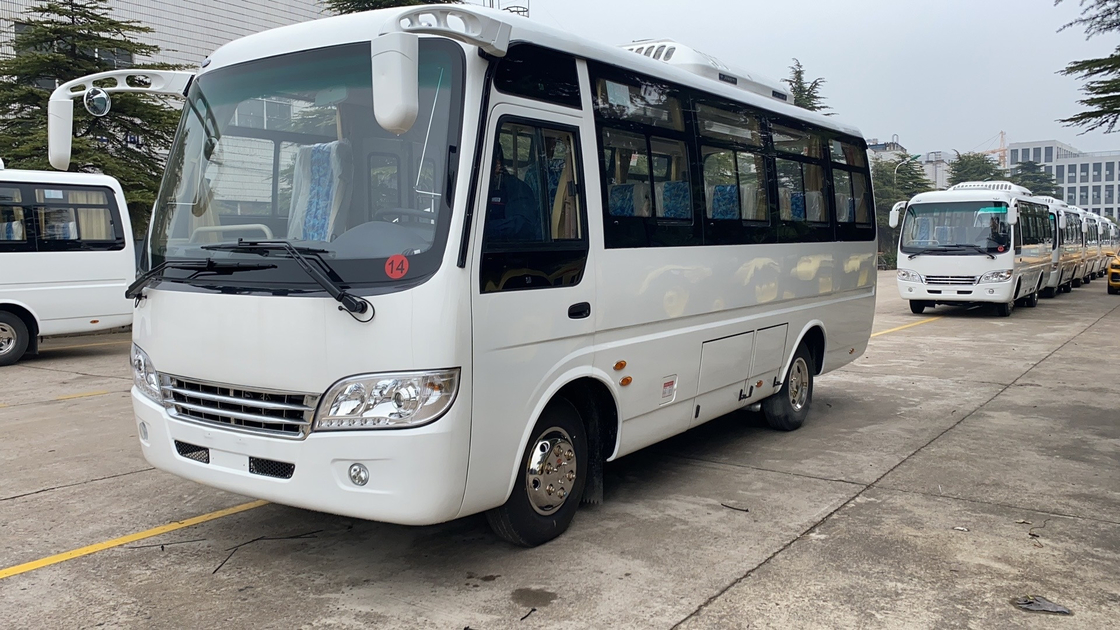 Coaster Mini Bus Yuchai Motor Mudan MD6668 25 Sitzplätze 2 + 2 Sitzplätze Layout Neue Klimaanlage