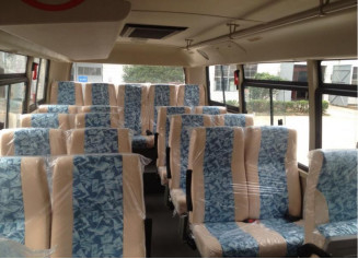 Rechte Steuerung Minibus 21 Sitz China Coaster Bus Euro 3 Dieselmotor 3000cc Kapazität NEW