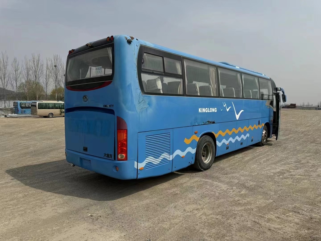 Bus Langstreckenbus Kinglong XMQ617 Bus 47 Sitzplätze 2018 Jahr Blatt Frühling Gepäckraum