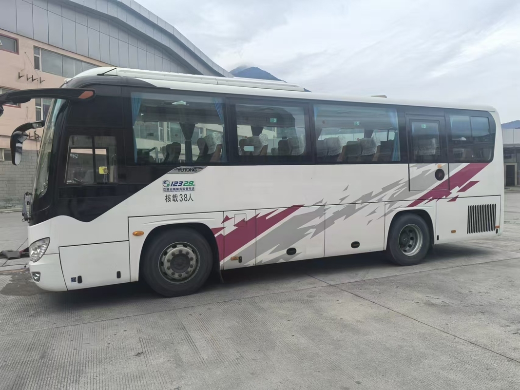 Coach Bus Second Hand 38 Sitzplätze Middle Tour Bus Yutong ZK6906 mit 8 Meter langem Airbag-Aufhängung