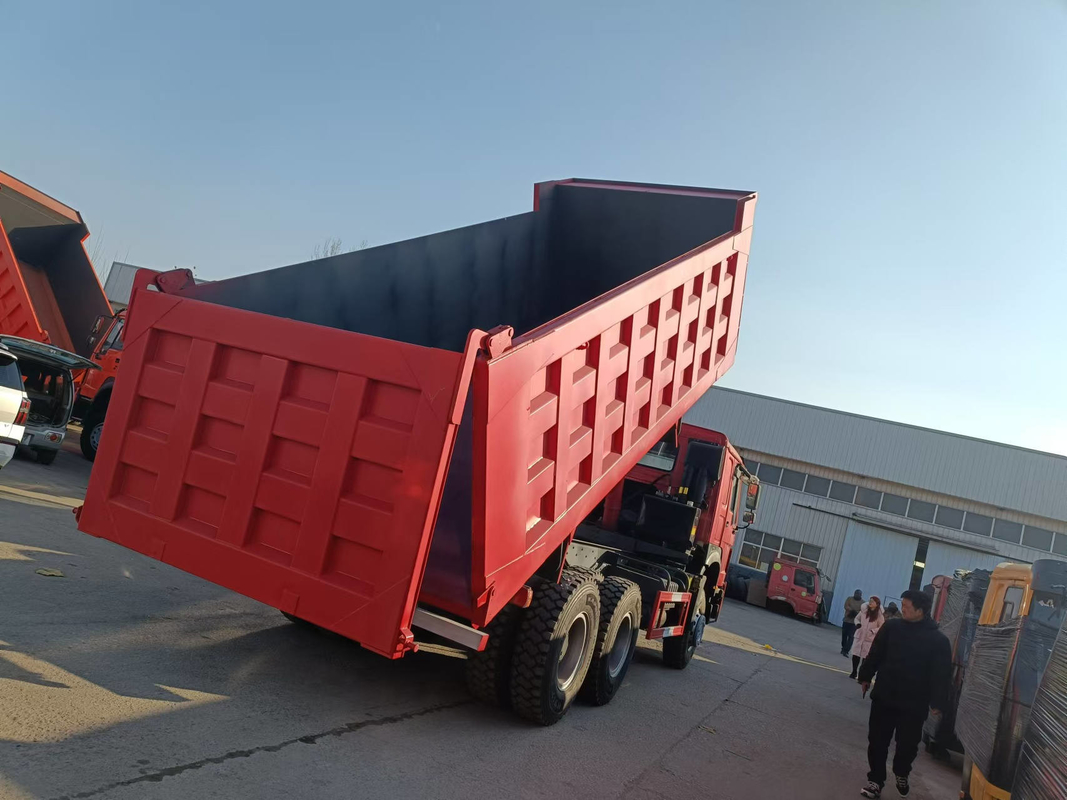 30 Tonnen Dumper-Lkw 2024 Jahr Neuer Tipper auf Lager 371 PS Mechanische Pumpe Schwerlast-Jobs