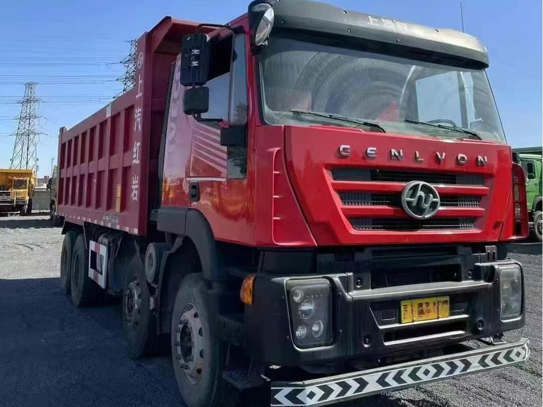 China Gebrauchte LKW Schwer SAIC Hongyan Muldenkipper 8x4 LKW Technologie Linkslenker 390 PS