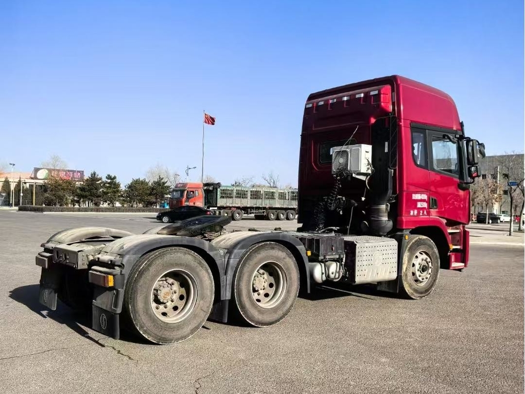 Gebrauchte Schwerlastschleppwagen und der Kopf 2023 Jahr SHACMAN X5000 Weichai Motor 530hp FAST Getriebe