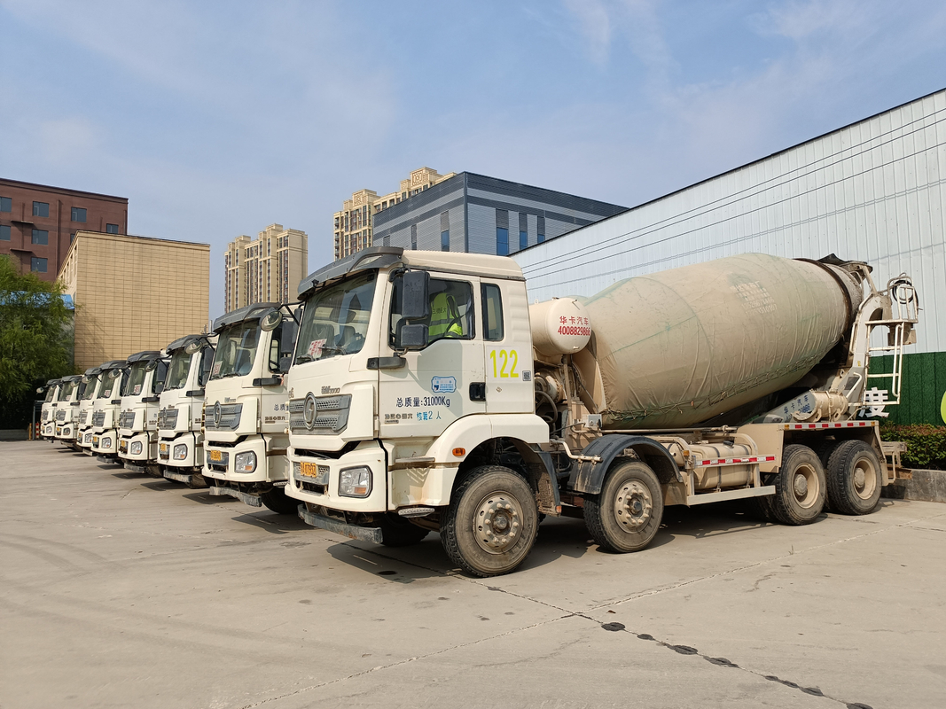 Gebrauchtes Shacman Betonmischfahrzeug 12m3 Mixer Tanker M3000 Kabine 2020 Jahr Weichai Motor