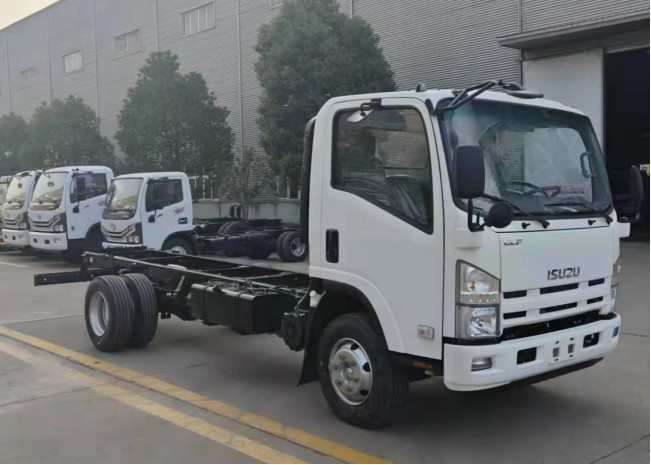 ISUZU Truck Chassis KV100 KV600 700P Modell Neuer Truck zum Verkauf
