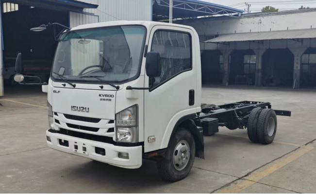 ISUZU Truck Chassis KV100 KV600 700P Modell Neuer Truck zum Verkauf