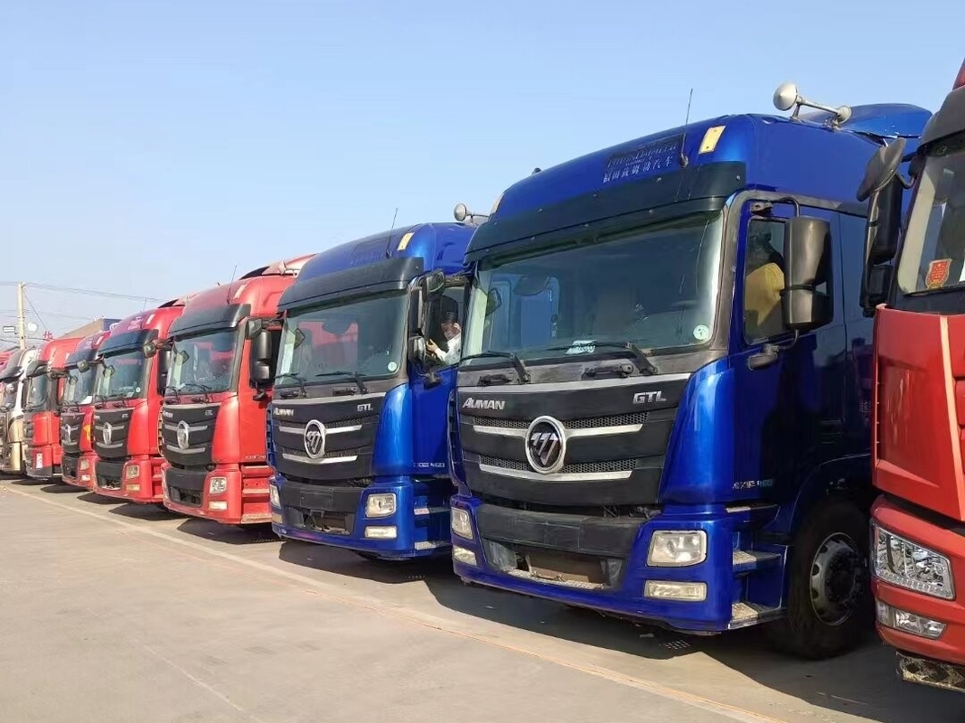 Gebrauchtes Traktoranhänger zum Verkauf Foton 6*4 2. Traktorkopf 2020 Jahr Low Mileage Semi Trucks