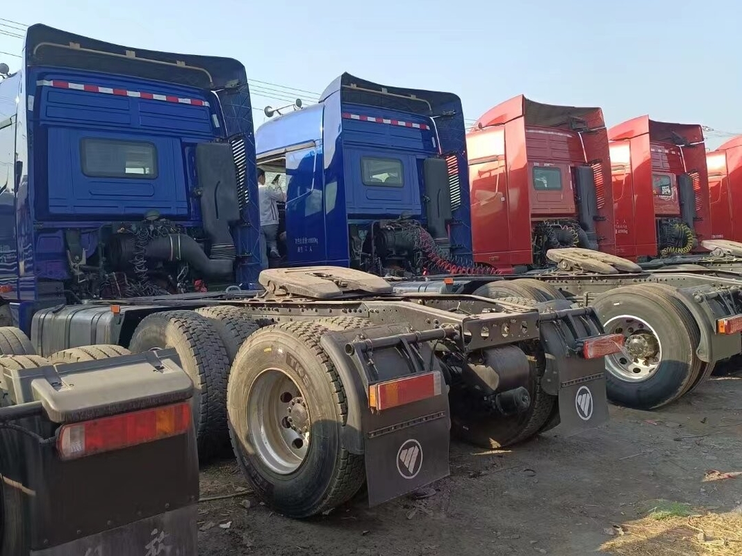 Gebrauchtes Traktoranhänger zum Verkauf Foton 6*4 2. Traktorkopf 2020 Jahr Low Mileage Semi Trucks