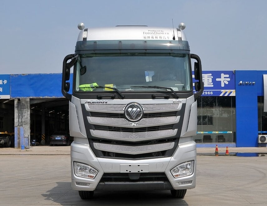 Gebraucht Leistungsstarke Schwerlast Traktorkopf Foton Auman 510 PS 6-Zylinder Cummins-Motor