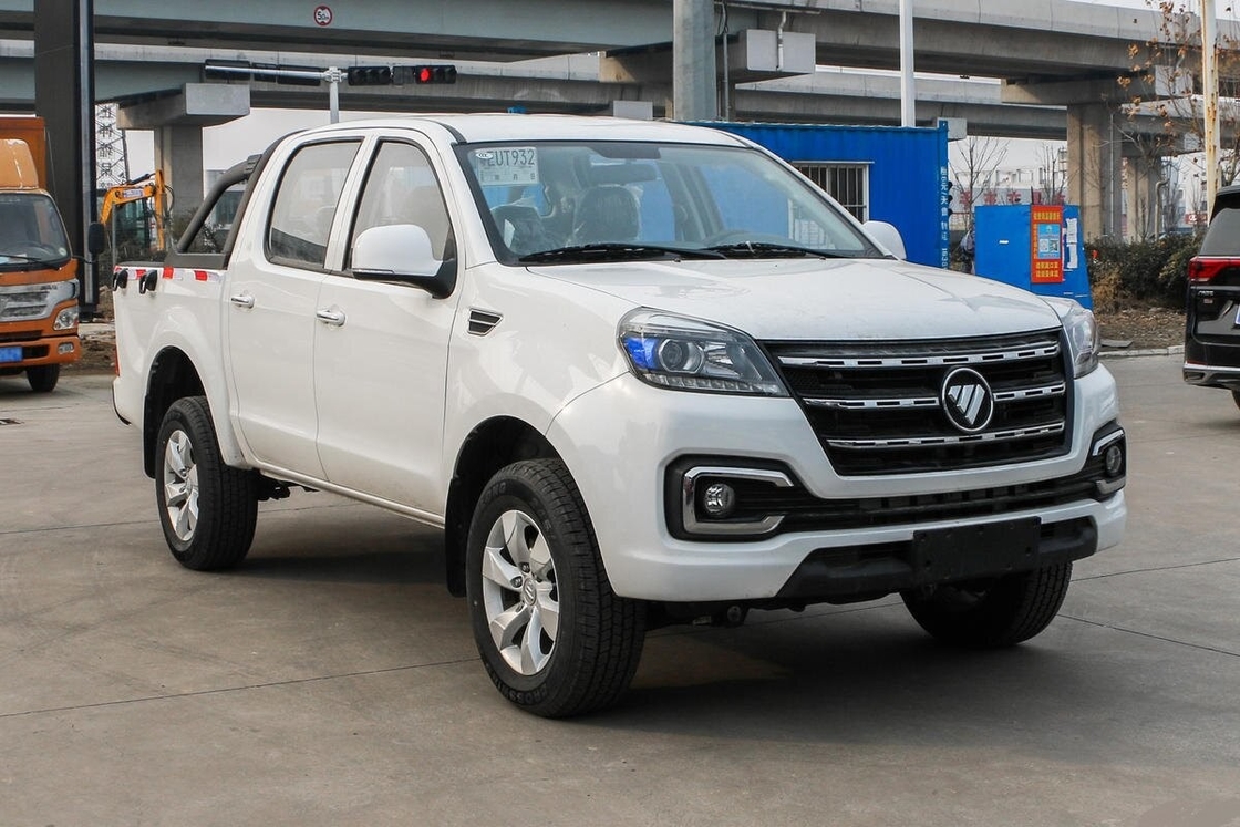 Used Foton Tunland Pickup Truck 4x2 Drive Mode Double Row Leaf Spring Running Fast Diesel Engine