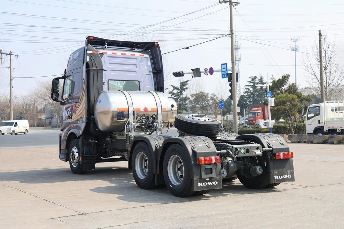 Gebrauchtes Traktor Truck Pferd zum Verkauf Sinotruk Howo Th7-N 6*4 Antriebsmodus 480hp Gas Brennstoff Typ Kopf