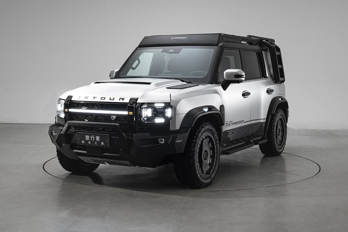 Chinesischer SUV Low Mileage Silber Dragon Wing SUV Automatikgetriebe 2024 Jahr Familien- und kommerzielle Nutzung