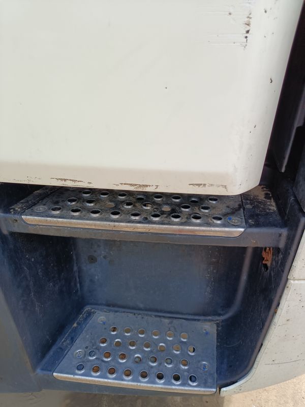 Gebrauchtes Traktor-Truck-Kopf zum Verkauf HOWO T7H 6*4 Fahrmodus 440 PS Beste chinesische Traktor-Truck-Marken