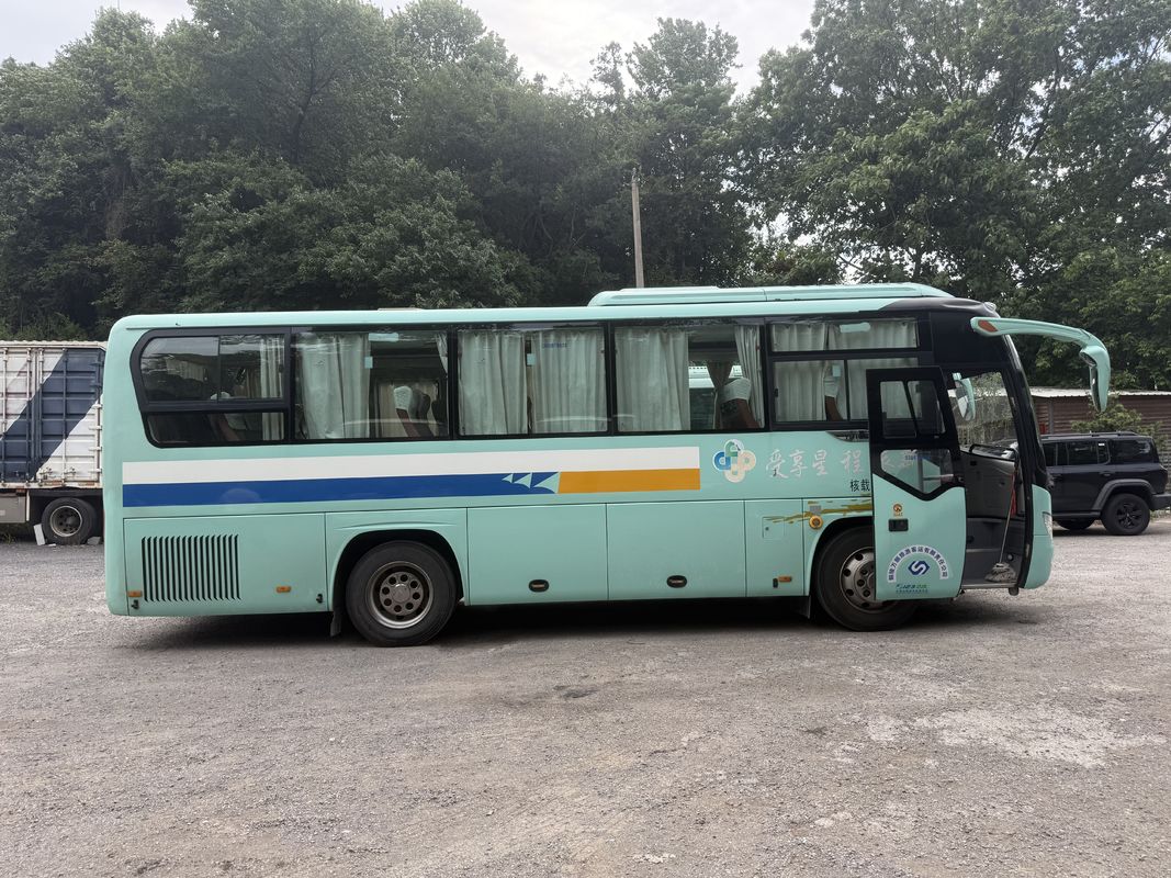 53 Sitze 2023 Jahr Gebraucht Yutong Bus ZK6906 Dieselmotor RHD LHD Fahrerlenkung Kein Unfall