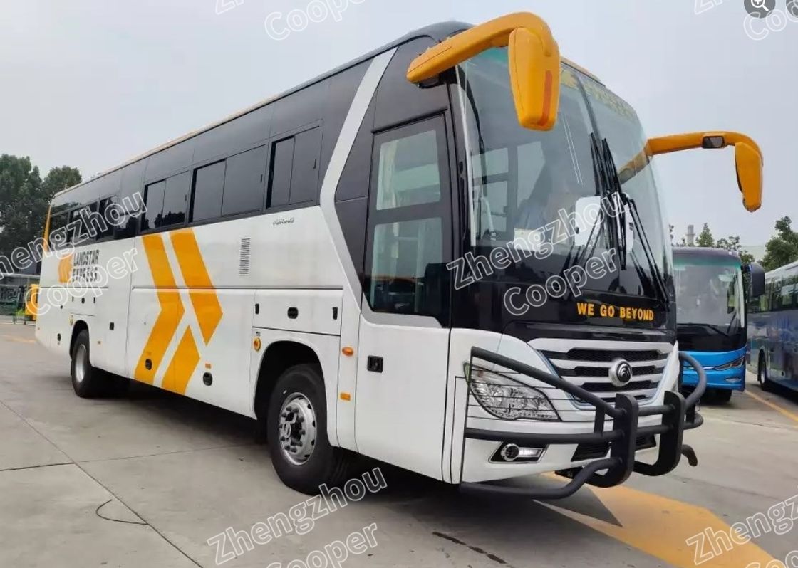 ZK6120D Yutong Brandneuer Passagierbus 2025 67-Sitzer 2+3 Layout Cum-Mins Zwei Passagiertüren und 1 Fahrertür Rechtslenker Luxusbus