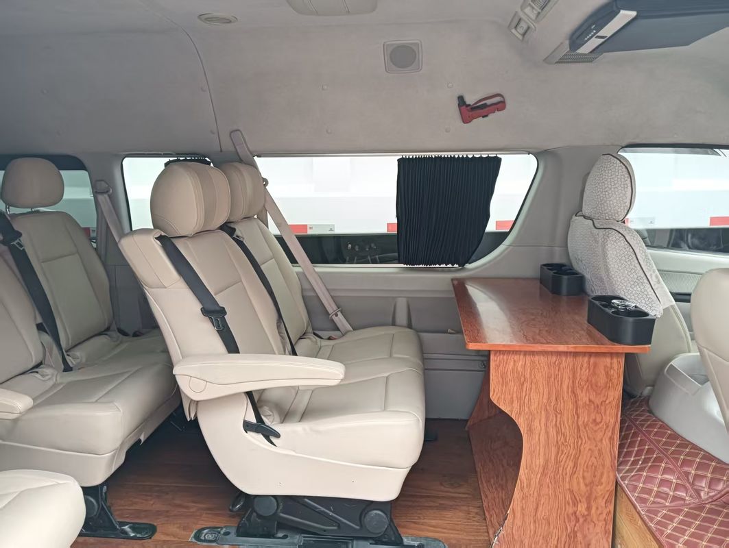 11 Seats Gasoline Used Hiace Bus 2nd Hand Mini Bus 2018 Year Jiu long Hiace Bus