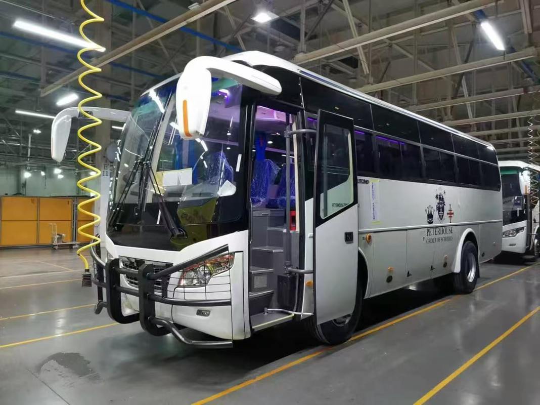 40 Seats Yutong ZK6932D New Bus New Coach Bus  Steering RHD Diesel Cummins Engines Euro2 for Tourist