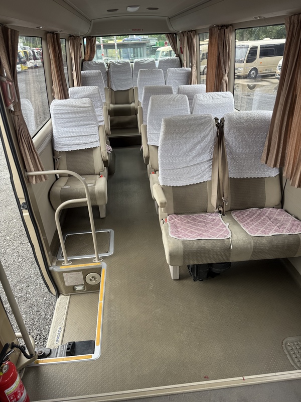 Used Yutong Coaster Bus 20 Seater Diesel Commercial Business Coach Commuter Shuttle Buses Diesel Luxury