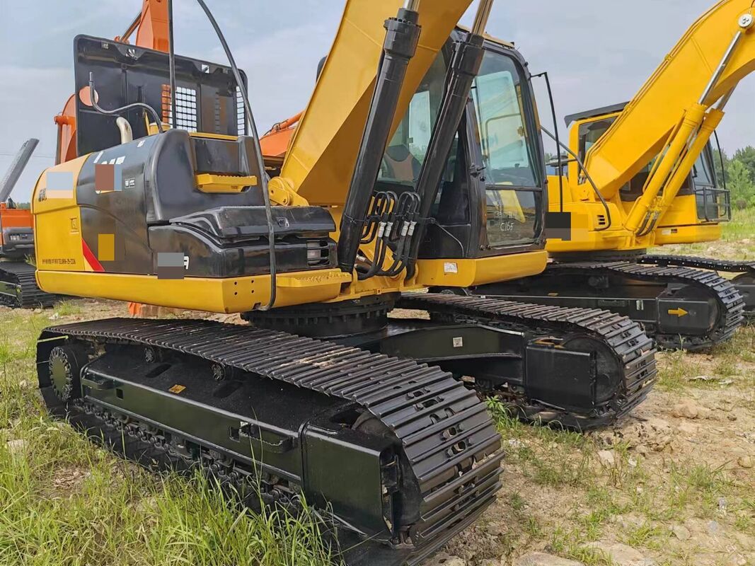 Gebrauchter Kettenbagger chinesischer Marke 21T in ausgezeichnetem Zustand, Fassungsvermögen 1m³, Nennleistung 103kW für den Bau