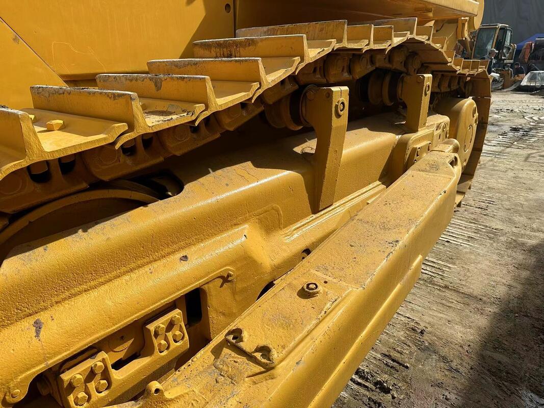 Neue Ankunft gebrauchtes chinesisches Marken-Bulldozer mit Gleisbehälter 5 Tonnen in ausgezeichnetem Zustand Nennleistung 305 KW 14,07 L für den Bau in ausgezeichnetem Zustand