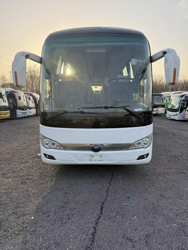 Neuer Bus angekommen Gebrauchter Yutong Zk6122 Yuchai 330PS Blattfeder 55 Sitze Luxus Transport mit Klimaanlage