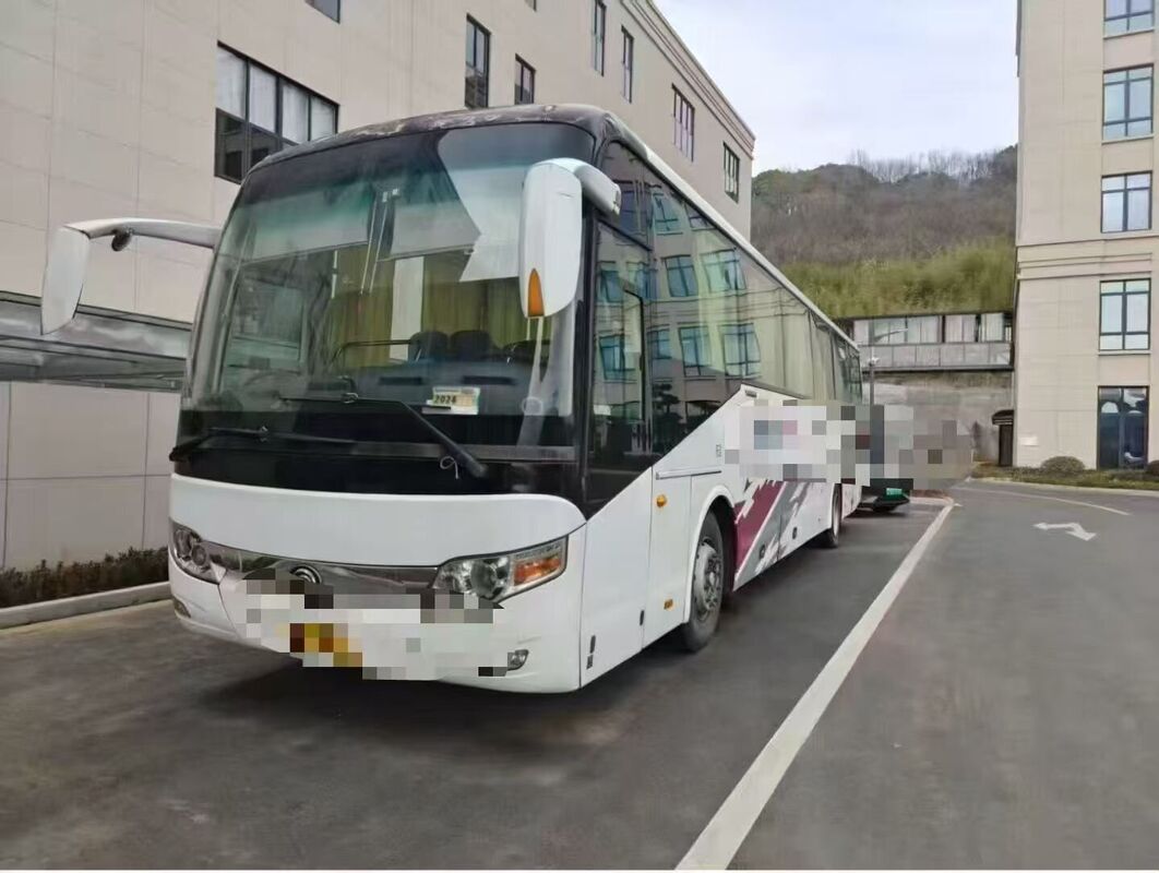 Gebrauchter Reisebus Yutong Zk6122 Yuchai 330PS Blattfeder 60 Sitze Luxus-Transport mit Klimaanlage