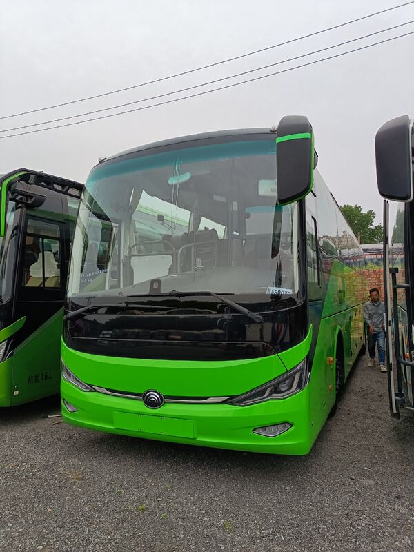 Gebrauchte Busse Yu-tong ZK6127 Weichai Euro 6 Leaf Frühling 50 Sitzplätze 2023 Jahr Luxus Transport mit Klimaanlage Für Shuttle oder Fernfahrt