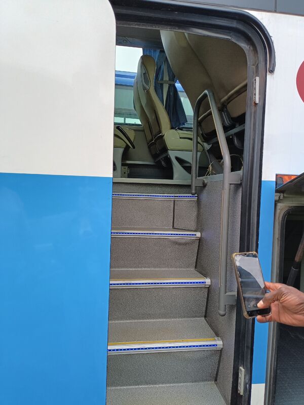 Used Coach Buses King-long XMQ6129 Yuichai Euro5   Leaf Spring 54 Seats 2021 Year Lux Transport With Air Condition For Shuttle or Long Distance