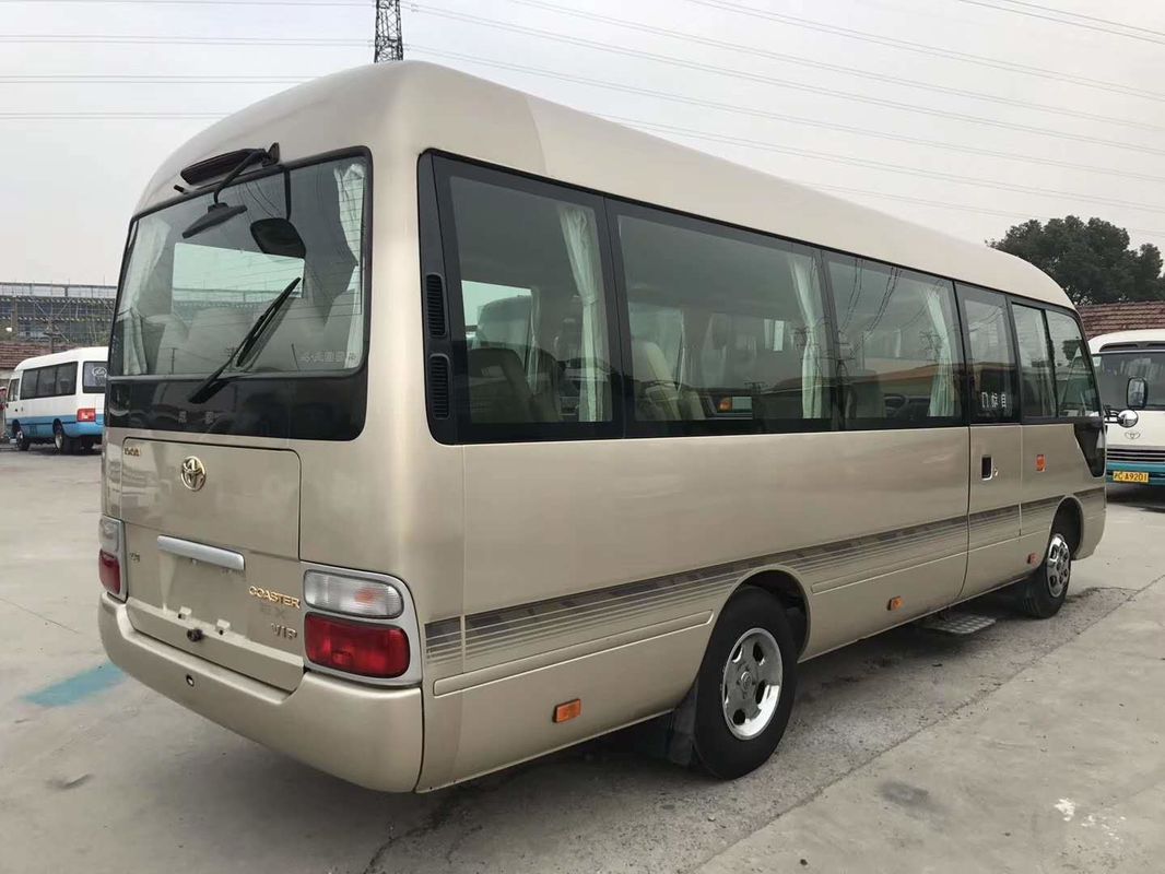 Das acht Prozent-brennen neuer benutzter Küstenmotorschiff-Bus 2011-jähriges Toyota mit 13 Sitzen ein