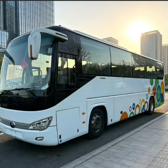 ZK6119 Diesel-Langtransportbus 50 Sitzplätze Gebrauchtfahrzeug für Fahrgäste