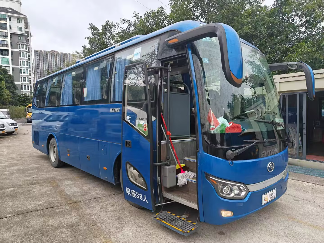 Gebrauchter XMQ6898-zertifizierter, gebrauchter 38-Sitzer-Reisebus mit Linkslenkung, gut gewarteter, kostengünstiger Bus