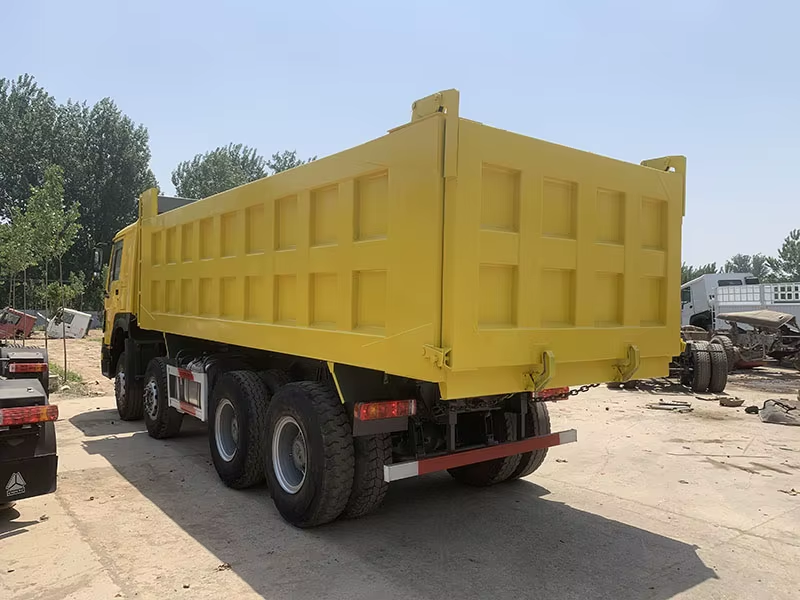 Gebrauchter Howo-Muldenkipper, 371 PS, 8x4, Linkslenker, Diesel, WP-Motor, Wechselstrom, 12 Räder, für Simbabwe