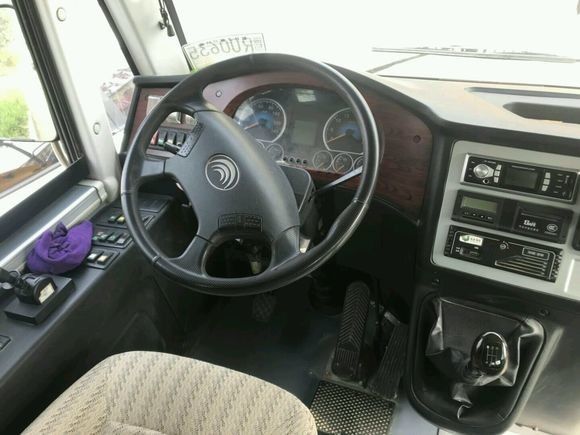 LHD-Diesel modelliert zweite Handschule Van, benutzte kleine Schulbusse mit 37 Sitzen