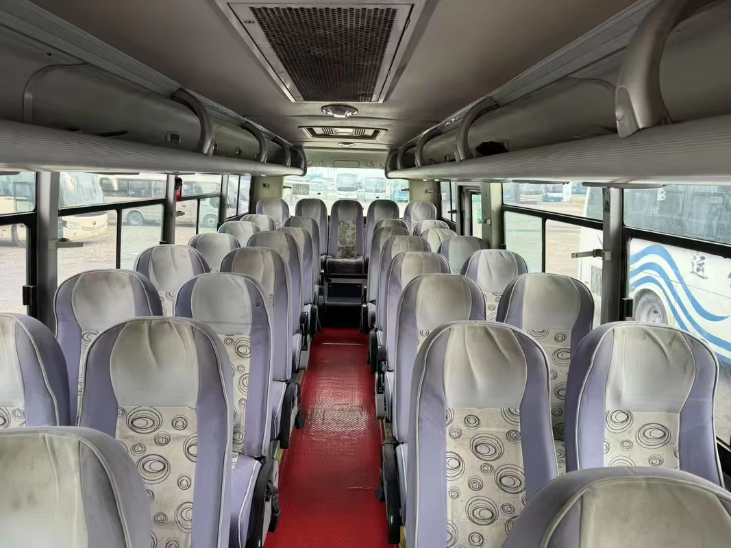 ZK6888 37 Sitzer Gebraucht Yutong City Bus Luxus Bus 2+2 Layout Mahlzeit