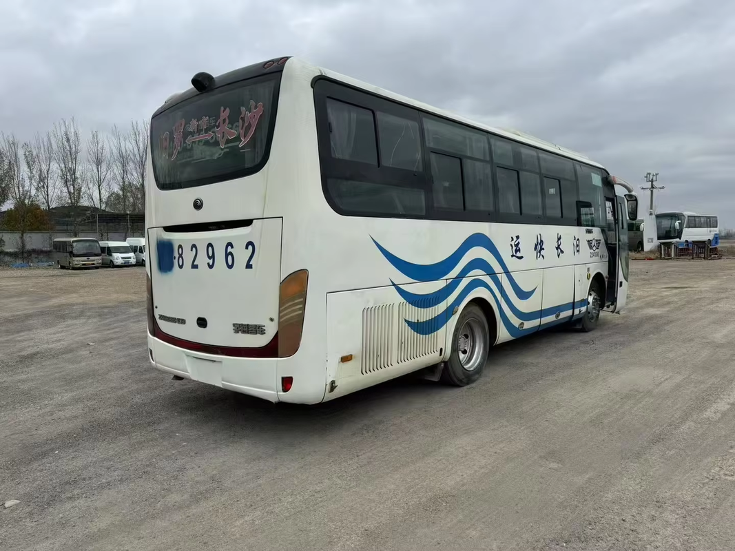 ZK6888 37 Sitzer Gebraucht Yutong City Bus Luxus Bus 2+2 Layout Mahlzeit
