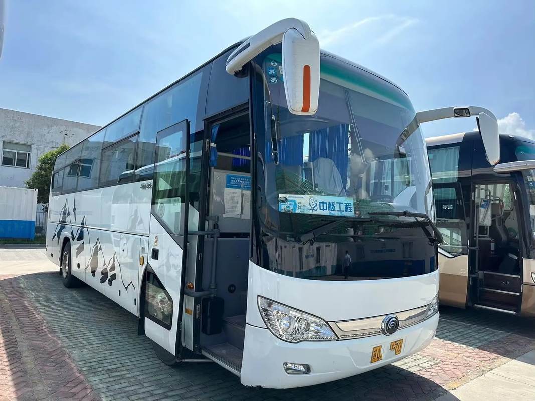 Yutong ZK6110 51-Sitzer leicht gebrauchter Reisebus Linkslenker Schaltgetriebe Euro 3 Dieselmotor zu verkaufen