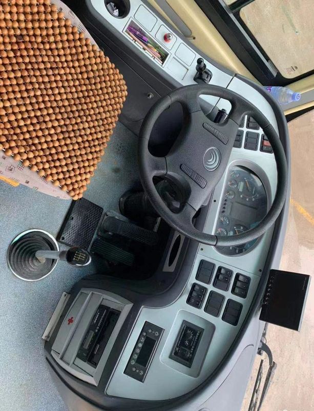 Transportiert 2013-jähriger Diesel verwendetes Yutong 58 Weiß-Farbe Sitz-Zk 6110