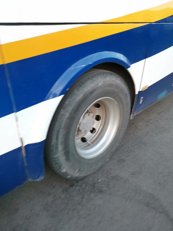 Linker Hand-Antrieb benutzte Yutong-Busse/2011-jährigen benutzter Trainer-Bus für Transportunternehmen