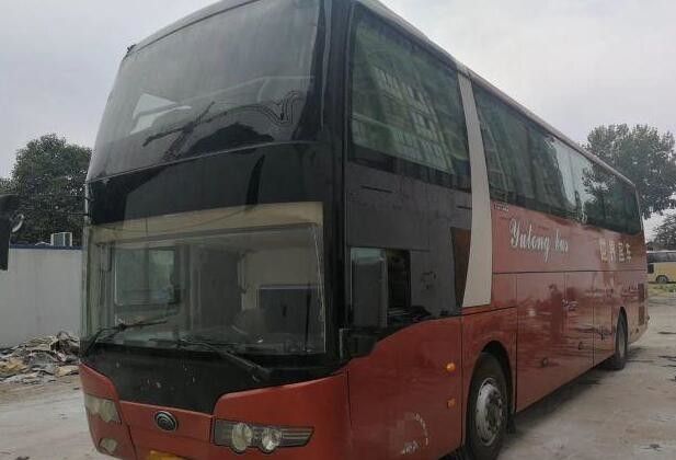 2013-jähriges verwendetes Yutong transportiert Zk6125 vorbildliche Sitze des Bus-57 mit sicherem Airbag/Toilette