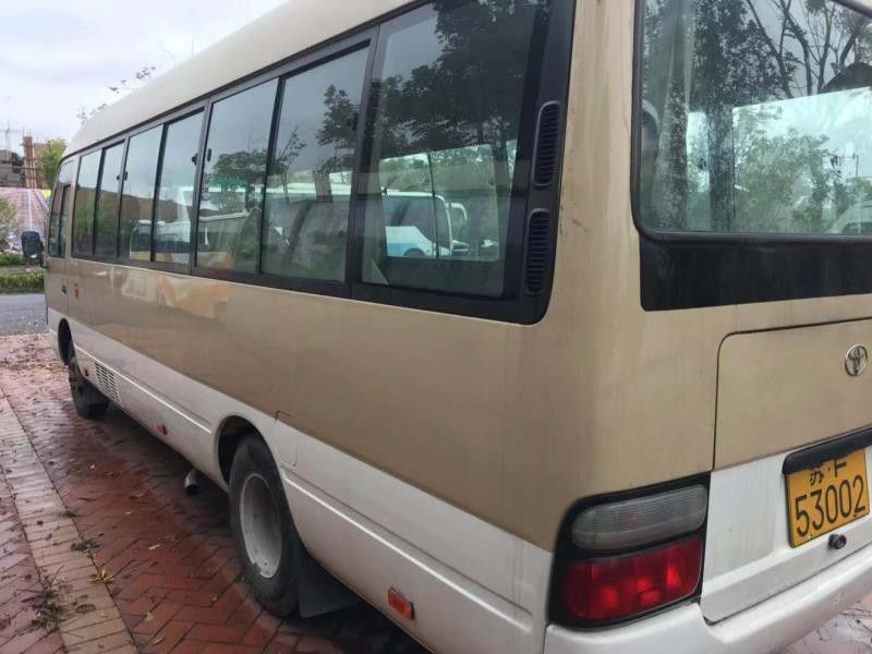 2010-jähriges Toyota-Küstenmotorschiff verwendete Bus-Höhe des Bus-23 der Sitz15b des Dieselmotor-2585mm