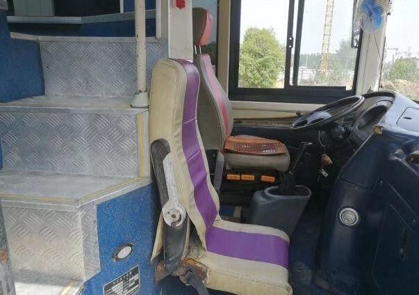 6120 vorbildliches Deisel 61 Sitze verwendeten Passagier-Bus 2011-jährige Youngman-Marke