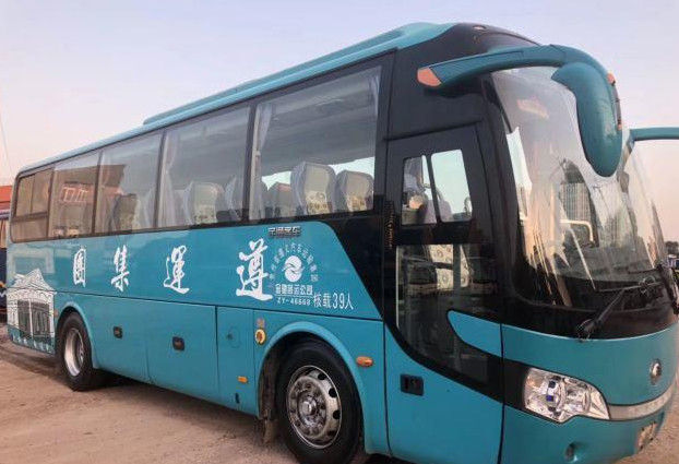 verwendete Handelsbus-2015-jährige 39 Sitz-ISO-Dieselbescheinigung 9m Länge Yutong ZK6908