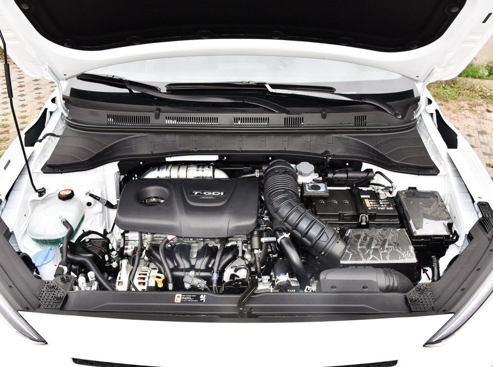 Hyundai verwendete Bus-Breite Minides bus-1.6T 177hp F7 des Getriebe-5 Sitz-SUV-Miniauto-1800mm