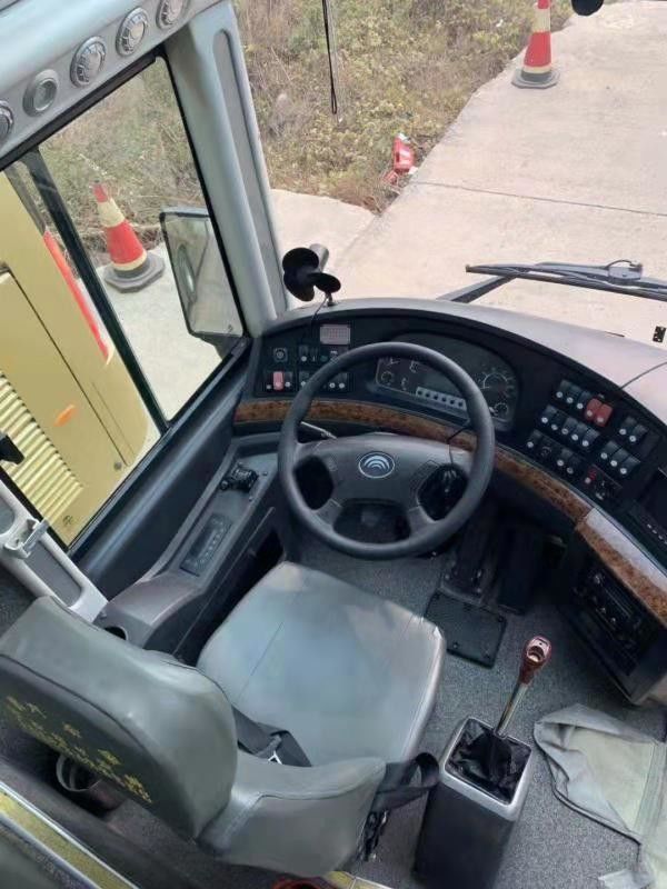 2014-jährige 53 Sitze Luxus verwendetes Yutong transportiert ZK6122 Handreisebus des Modell-zweite